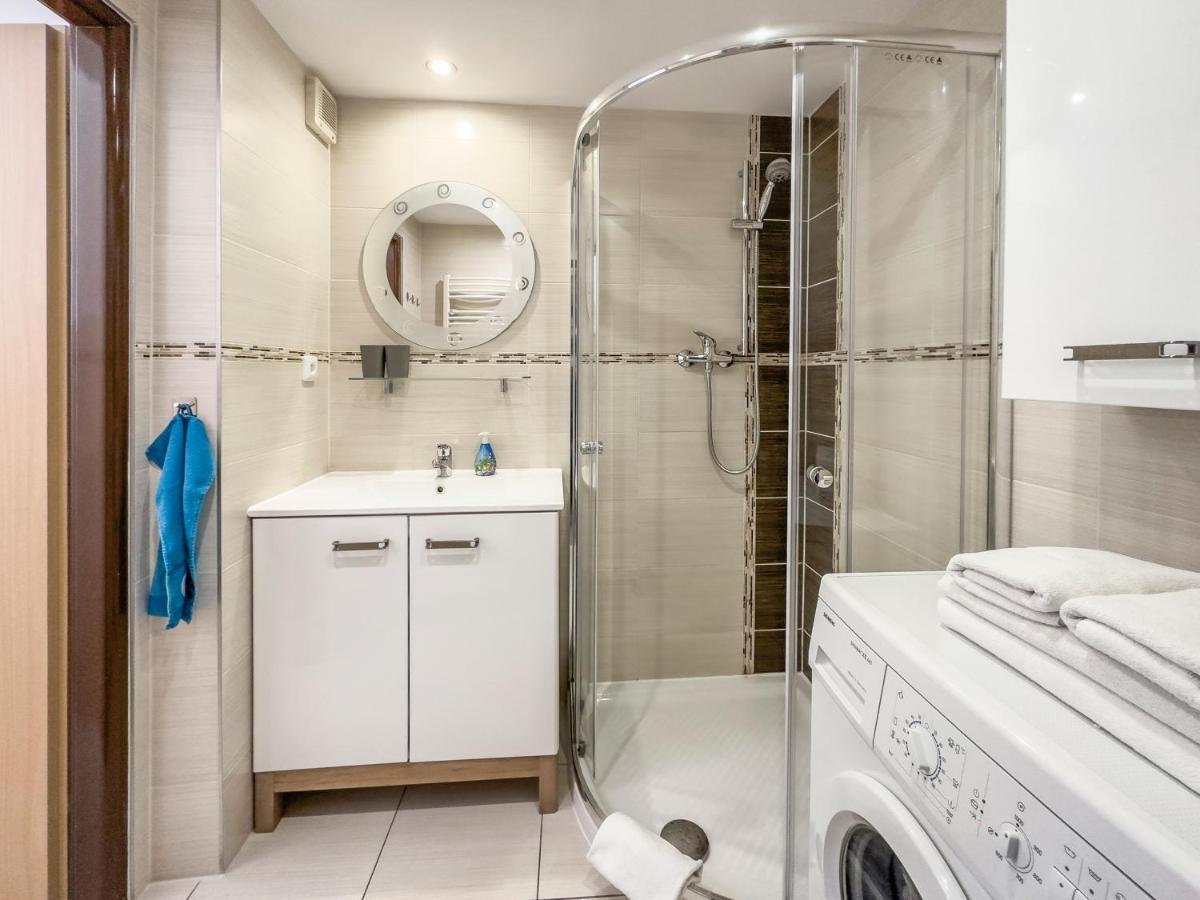 קרלובי וארי Laura'S Apartment מראה חיצוני תמונה
